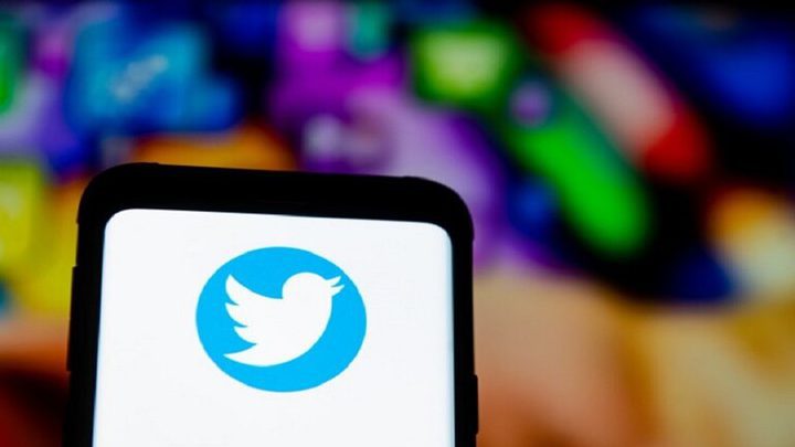 Twitter apologizes to its users