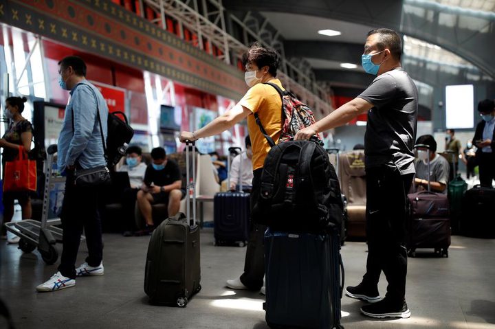 In Singapore: Arriving travellers should wear electronic tags to ensure Covid-19 quarantine