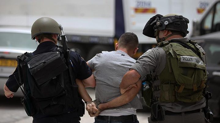14 Palestinians detained by IOF in the occupied territories
