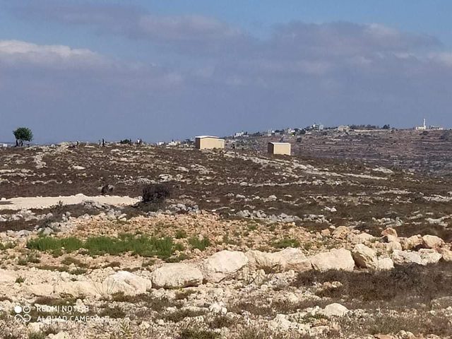 Hebron:  Israeli forces raze Palestinian-owned land